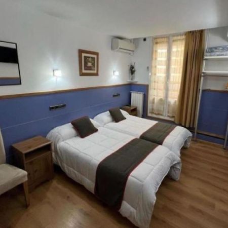 Pension Irune By Vivere Stays San Sebastian Luaran gambar
