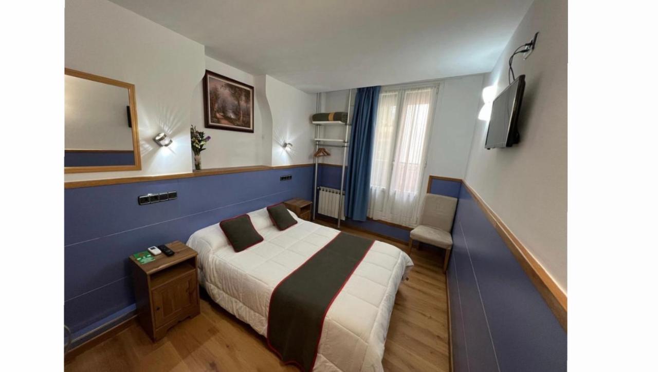 Pension Irune By Vivere Stays San Sebastian Luaran gambar